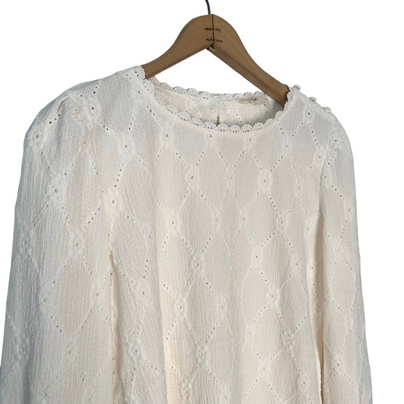 Cerise Blue | Cream Ling Sleeve Lace Top Size Medium - Picture 3 of 7